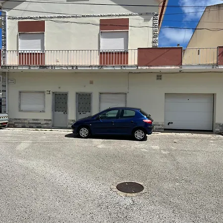 Διαμέρισμα Moradia Perto Da Viamar *